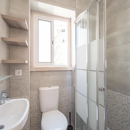 Houze Four Bedroom Near Zoo *